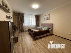 1-к квартира, посуточно, 40м2, 5/9 этаж