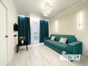 1-к квартира, посуточно, 35м2, 7/19 этаж