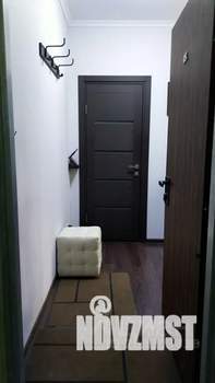 Студия квартира, посуточно, 40м2, 1/4 этаж