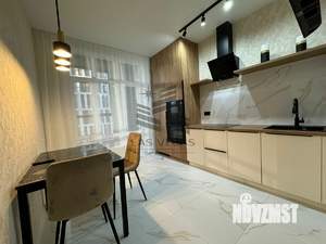 1-к квартира, на длительный срок, 42м2, 4/21 этаж