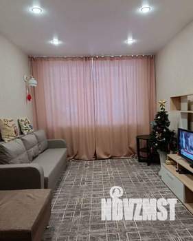 2-к квартира, посуточно, 42м2, 1/5 этаж