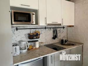 Студия квартира, посуточно, 30м2, 3/3 этаж