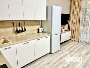 Студия квартира, посуточно, 46м2, 10/22 этаж