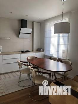 2-к квартира, посуточно, 75м2, 1/9 этаж