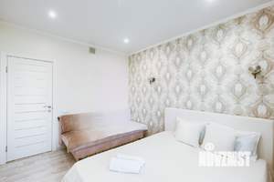 2-к квартира, посуточно, 52м2, 1/1 этаж