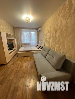 1-к квартира, посуточно, 40м2, 20/23 этаж