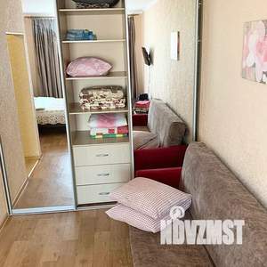 1-к квартира, посуточно, 52м2, 10/18 этаж