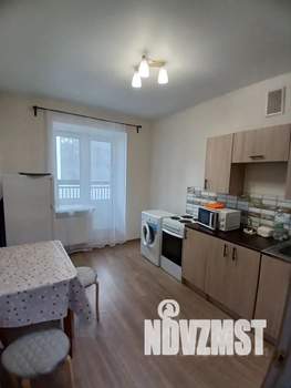 1-к квартира, посуточно, 34м2, 4/9 этаж