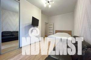 1-к квартира, посуточно, 40м2, 6/10 этаж