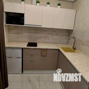 1-к квартира, посуточно, 30м2, 9/16 этаж