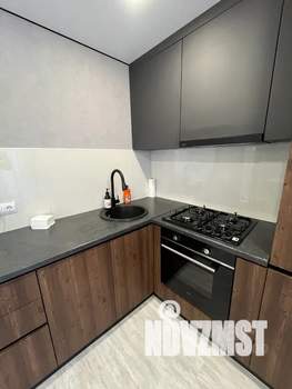 1-к квартира, посуточно, 35м2, 6/9 этаж