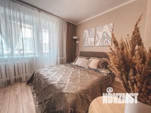 1-к квартира, посуточно, 38м2, 6/10 этаж