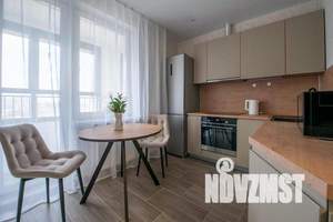 1-к квартира, посуточно, 40м2, 7/10 этаж