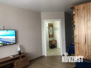 1-к квартира, посуточно, 38м2, 10/10 этаж