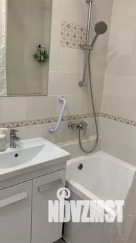 Студия квартира, посуточно, 38м2, 4/5 этаж