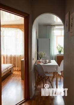 1-к квартира, посуточно, 38м2, 1/1 этаж