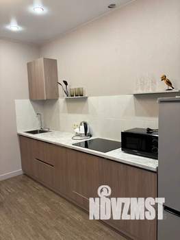 1-к квартира, посуточно, 42м2, 2/16 этаж