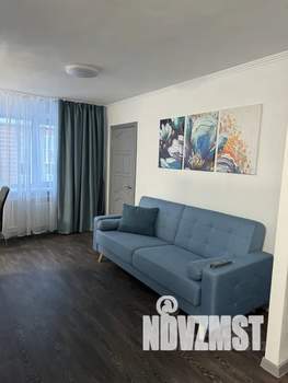 3-к квартира, посуточно, 50м2, 5/5 этаж