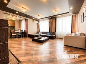 2-к квартира, посуточно, 69м2, 1/1 этаж