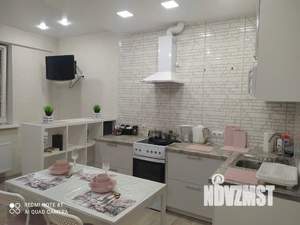 Студия квартира, посуточно, 33м2, 5/19 этаж
