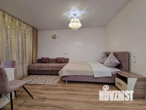 Студия квартира, посуточно, 34м2, 7/10 этаж