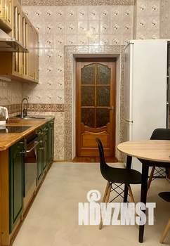 1-к квартира, посуточно, 60м2, 2/7 этаж