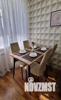 1-к квартира, посуточно, 43м2, 3/10 этаж