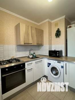 1-к квартира, посуточно, 37м2, 8/10 этаж