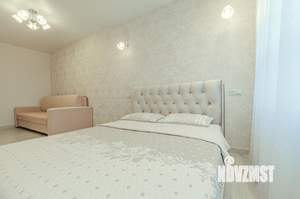 1-к квартира, посуточно, 35м2, 1/1 этаж