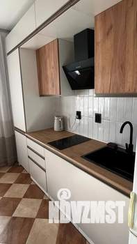 1-к квартира, посуточно, 38м2, 9/9 этаж