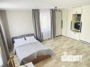 Студия квартира, посуточно, 30м2, 5/5 этаж