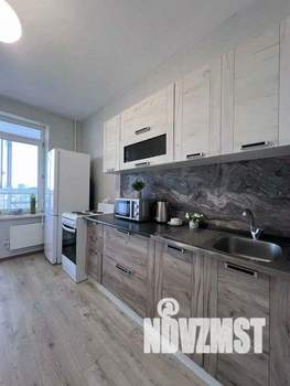 1-к квартира, посуточно, 56м2, 1/1 этаж