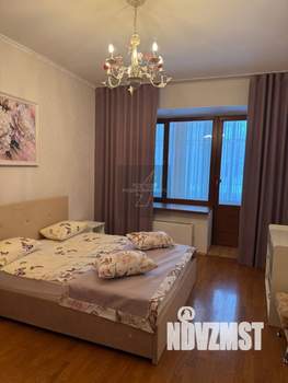 3-к квартира, на длительный срок, 110м2, 1/5 этаж