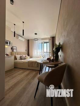 Студия квартира, посуточно, 20м2, 18/25 этаж