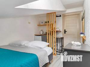1-к квартира, посуточно, 12м2, 1/1 этаж