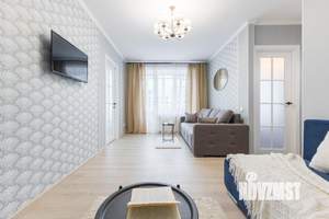 2-к квартира, посуточно, 42м2, 1/1 этаж