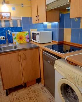 Студия квартира, на длительный срок, 35м2, 1/5 этаж