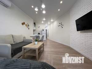 Студия квартира, посуточно, 34м2, 15/22 этаж