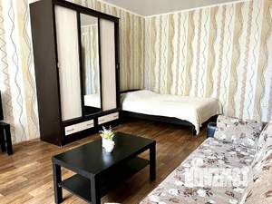 1-к квартира, посуточно, 50м2, 1/1 этаж