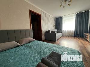 1-к квартира, посуточно, 41м2, 1/10 этаж