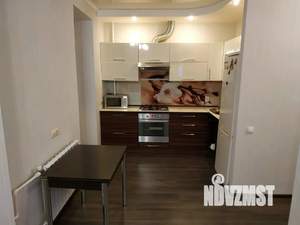 Студия квартира, посуточно, 38м2, 8/10 этаж