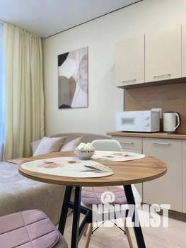 Студия квартира, посуточно, 25м2, 2/10 этаж