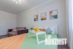 1-к квартира, посуточно, 41м2, 4/10 этаж