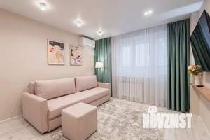 1-к квартира, посуточно, 40м2, 6/15 этаж