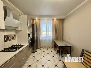 1-к квартира, на длительный срок, 46м2, 7/10 этаж