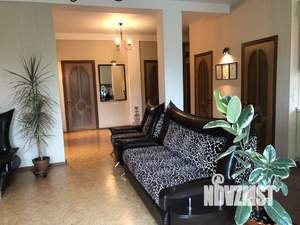 3-к квартира, посуточно, 110м2, 4/5 этаж