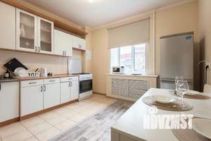 1-к квартира, посуточно, 46м2, 1/1 этаж