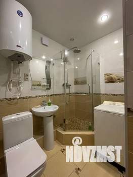 1-к квартира, посуточно, 37м2, 8/10 этаж