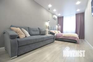 Студия квартира, посуточно, 38м2, 3/25 этаж