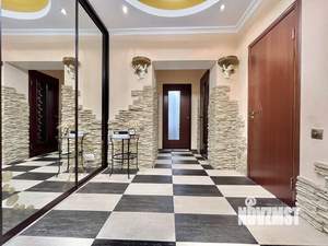 1-к квартира, посуточно, 56м2, 1/1 этаж